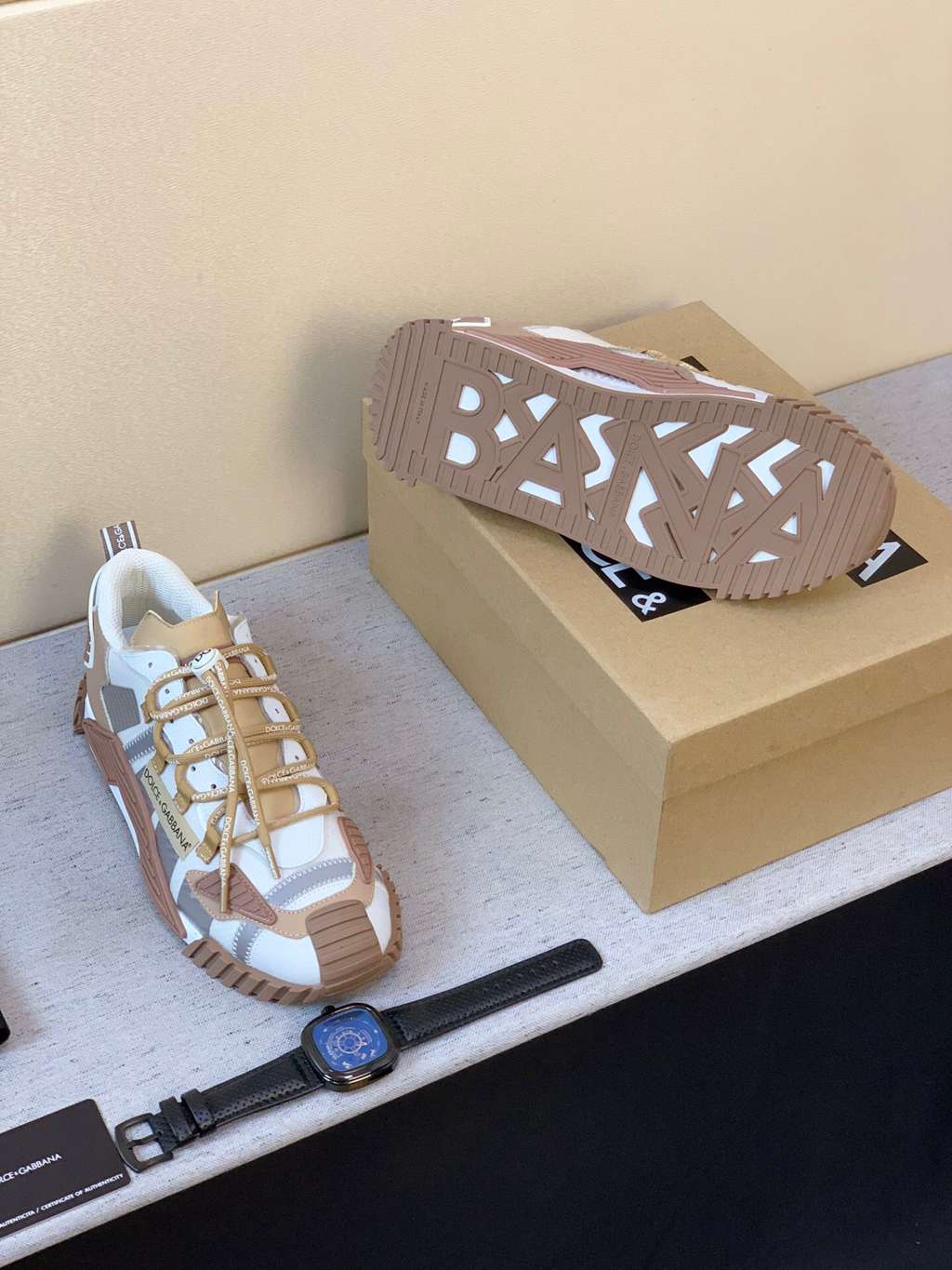 D*G sneaker